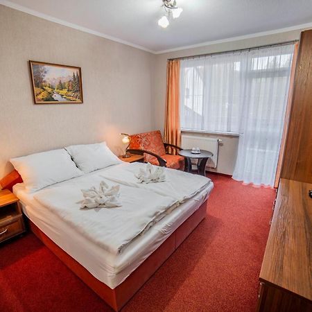 Penzion Alpsky Dom Вітанова Екстер'єр фото